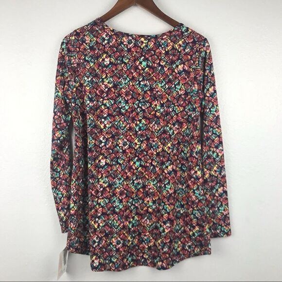 Lularoe Lynnae Top Size M - Picture 2 of 4